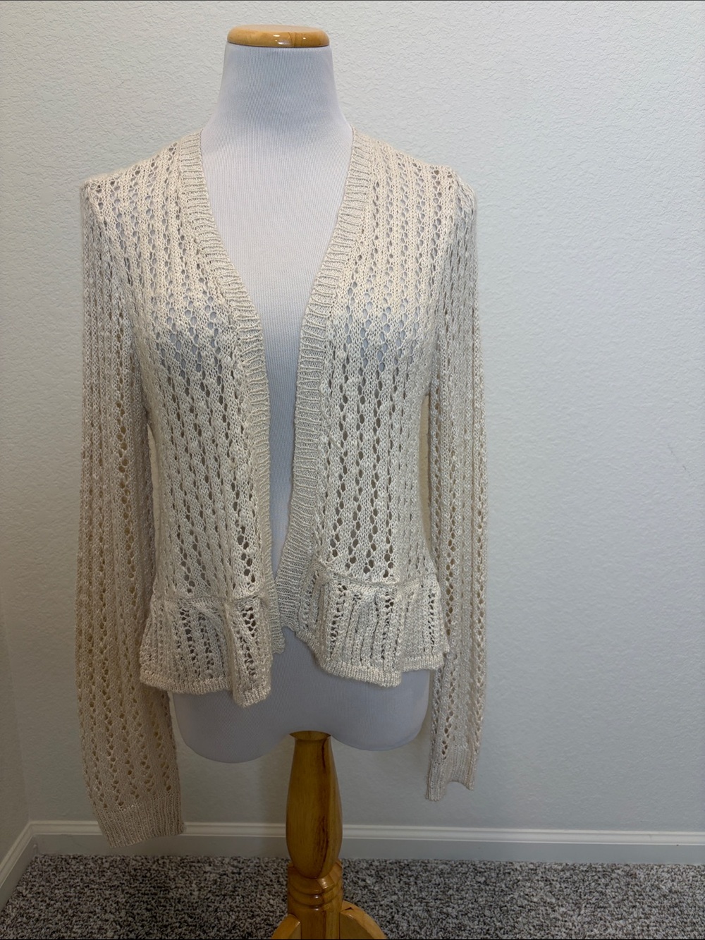 LC Lauren Conrad Ivory Pointelle Open Front Peplum Cardigan Large